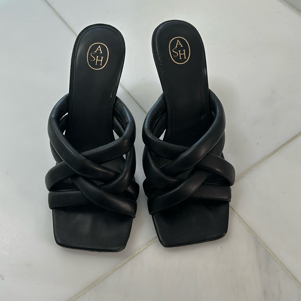 Mina Criss Cross Leather Sandals-  Comfortable, soft, Low Heel